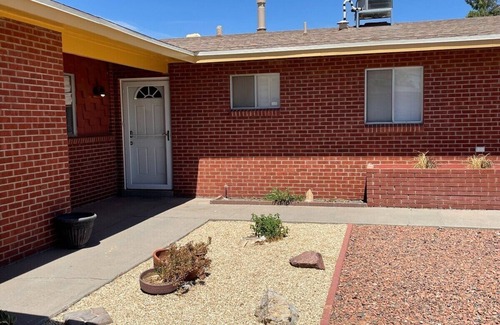 Biggs Field House | This house is a 3 bedroom(s), 2 bathrooms, located in El Paso, TX.