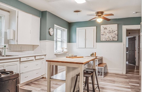 Abilene House | This house is a 4 bedroom(s), 2 bathrooms, located in Abilene, TX.