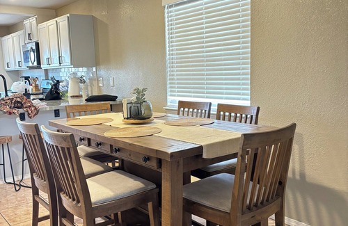 Biggs Field House | This house is a 4 bedroom(s), 2 bathrooms, located in El Paso, TX.