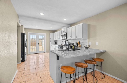 Biggs Field House | This house is a 4 bedroom(s), 2 bathrooms, located in El Paso, TX.