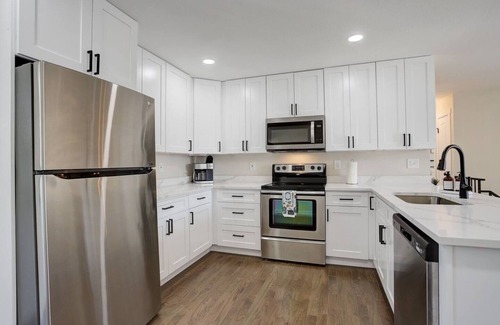 Northwest Arvada House | This house is a 5 bedroom(s), 2 bathrooms, located in Arvada, CO.