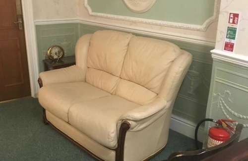 Hebburn House | This is an amazing whole house with 5 bedrooms that sleeps 10.