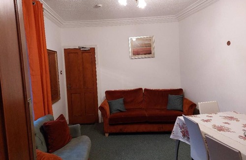 Hebburn House | This is an amazing whole house with 5 bedrooms that sleeps 10.