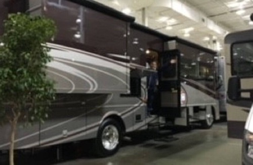 Clarington House | This is Living! 37" Winnebago Adventurer Class A