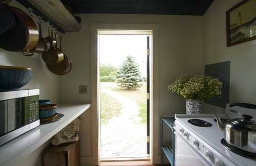 Bailey Island Cottage | THIS IS THE PLACE - Intimate luxury cottage w massive oceanfront steam room
