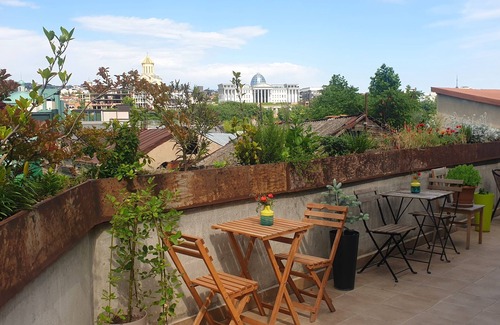 Tbilisi City Centre Condo | This is without doubt THE BEST LOCATION you could ever ask for visiting Tbilisi.