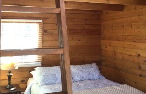 Columbia Cabin | This log cabin is private and the perfect place to rest and recharge. T