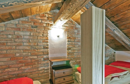 Castagnole delle Lanze House | This lovely and spacious apartment is located 2 km from Castagnole delle Lanze, in the heart of the