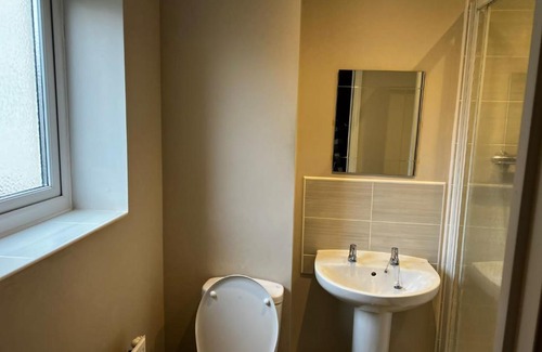Lychpit House | this property is no more available for bookings