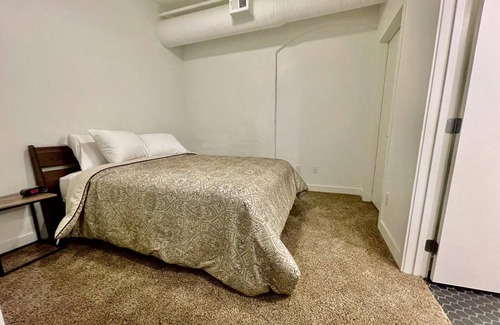 Old Market Apartment | This serviced apartment is a 2 bedroom(s), 2 bathrooms, located in Omaha, NE.