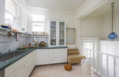 Beylerbeyi Villa | This villa is a 3 bedroom(s), 3 bathrooms, located in Üsküdar, İstanbul.