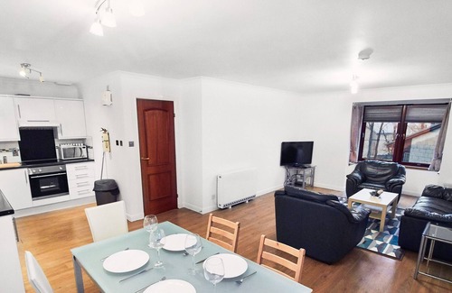 Central Aberdeen Apartment | Thistle Apartments - Bon-Accord Apartment