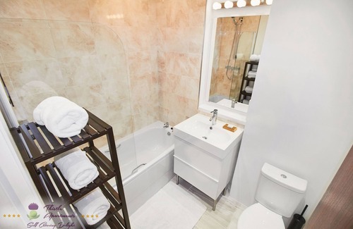 Central Aberdeen Apartment | Thistle Apartments - City View Apartment