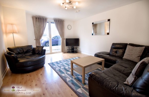 Central Aberdeen Apartment | Thistle Apartments - King's Apartment