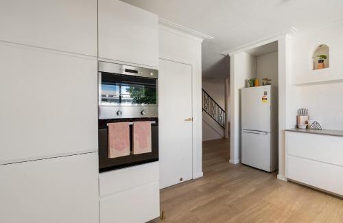 Surfers Paradise House | Thomas Drive - Unit 1