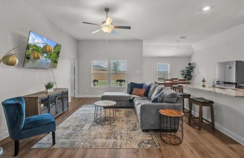 Converse House | Thorpe Hollow BRAND NEW 4 BR Home in Converse