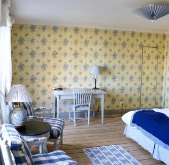 Stromsholm Bed & Breakfast | Thottska Villan