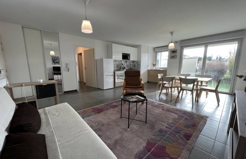 Blagnac Apartment | Three-bedroom apartment in Blagnac