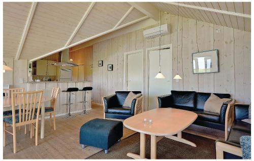 Nordborg House | Three-Bedroom Holiday Home In Nordborg