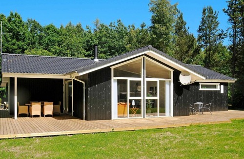 Ans House | Three-Bedroom Holiday home in Ans By 3