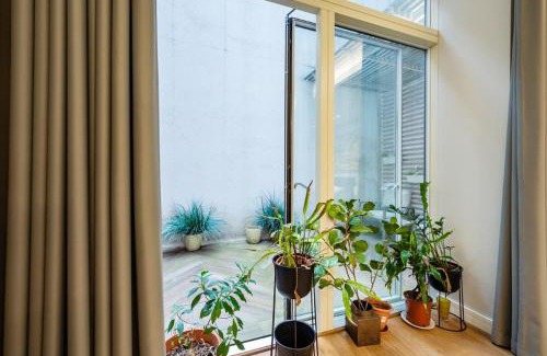 London City Centre House | Three Bedroom, Leicester Square Duplex