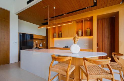 Babakan Bed & Breakfast | Three Bedroom Pool Villa - VIIV House by Soobali