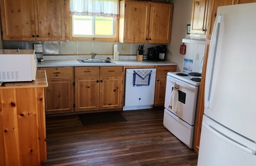 Park Corner Cottage | Three bedroom, single bath cottage on Cousins Shore