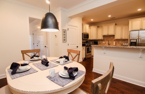 Epworth Acres House | Three-bedroom luxury near all the island has to offer!