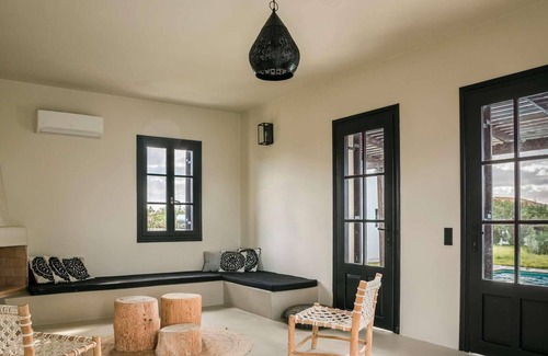 Kounopetra Villa | Three bedroom villa in a seafront complex