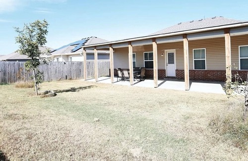 Tulsa House | Three bedroom with one bathroom house. Available for an immediate move in.