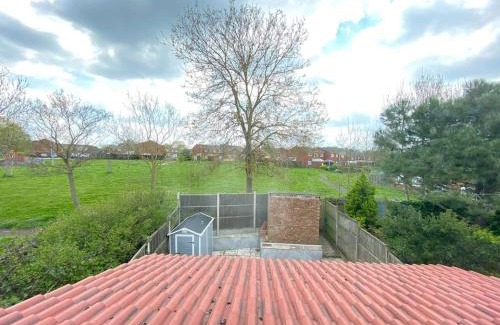 Windsor Apartment | Three bedrooms house in Windsor