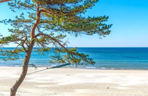 Engure Apartment | Three By The Sea apartments at Albatross Home