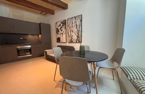 Cospicua Apartment | Three Cities Malta