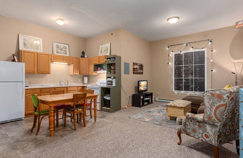 Pepin Condo | Three Connected Quirky Condos By Beach!