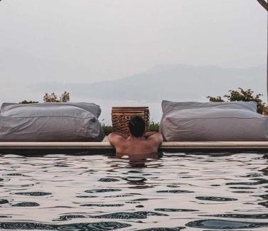Kato Diminio Villa | Three Dots Boutique Suites