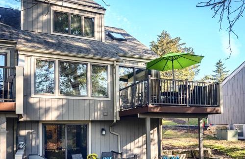 The Galena Territory House | Three Kings and A Little Bling