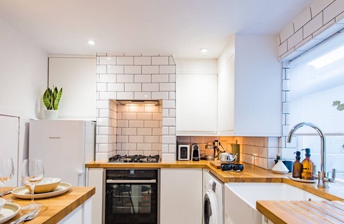 Sandwich Cottage | Three Kings Yard - set in the heart of the wonderful town of Sandwich