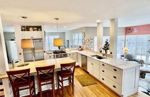 Manchester Center House | Three Maple Drive Contemporary with Beautiful Views