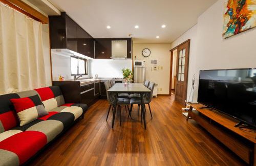 Miyakojima Apartment | Three minutes walk to subway Direct to the airport Umeda business district