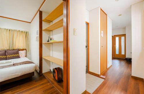 Miyakojima Apartment | Three minutes walk to subway Direct to the airport Umeda business district