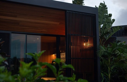 Bangalow Cabin | Three One Bedroom Cabins