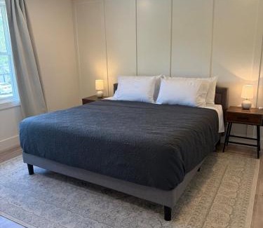 North Central Thousand Oaks House | Three Palm Rentals