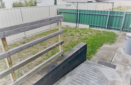 Castletown Apartment | Three Palms Apartments Unit 4