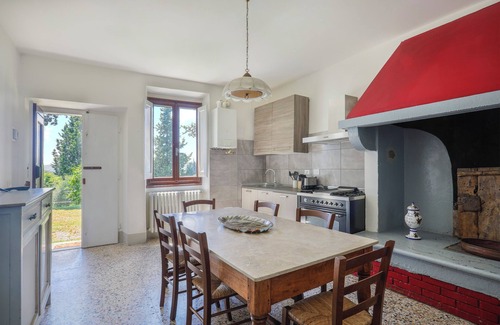 Lastra a Signa Apartment | [Three-room apartment in Fattoria Grazia] Swimming pool and WiFi
