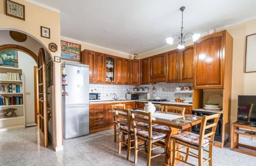 Seccheto Apartment | Three-room Clara with sea view 6 Beds in Seccheto