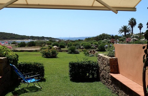 San Teodoro Apartment | Three-room garden apartment with sea view, 200m from Salina Bamba and 800m from Cala Brandinchi
