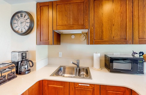 Park Meadows House | Three-Story, Dog-Friendly Townhouse w/Free WiFi, Gas Fireplaces, & Washer/Dryer