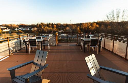 Jonesville Apartment | Three Trails Downtown Elkin