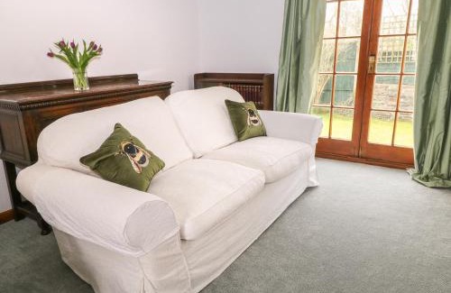 Lifton House | Thrushel Cottage
