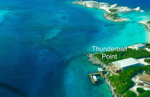 Staniel Cay House | Thunderball Point.Luxury 5BR,4 Bath. Oceanfront Home in Staniel Cay.